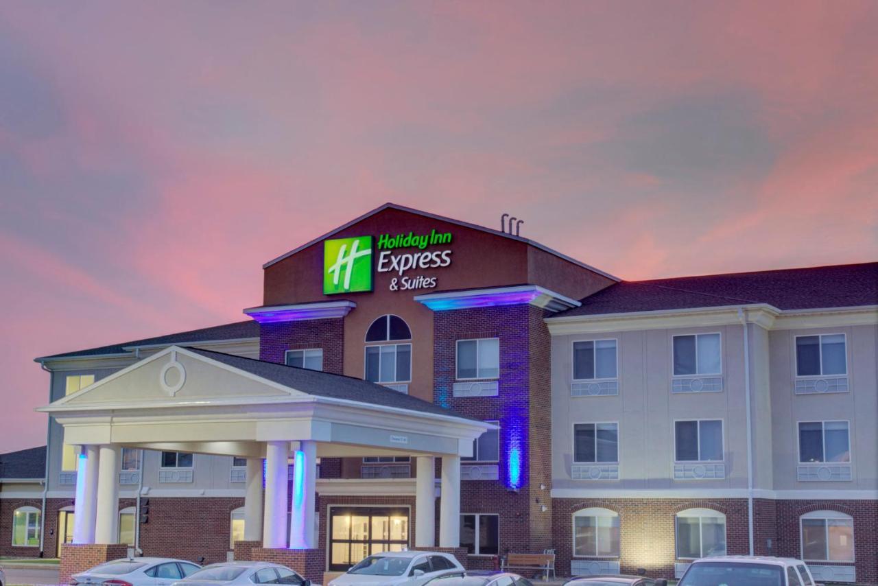 Holiday Inn Express & Suites Le Mars By Ihg Extérieur photo