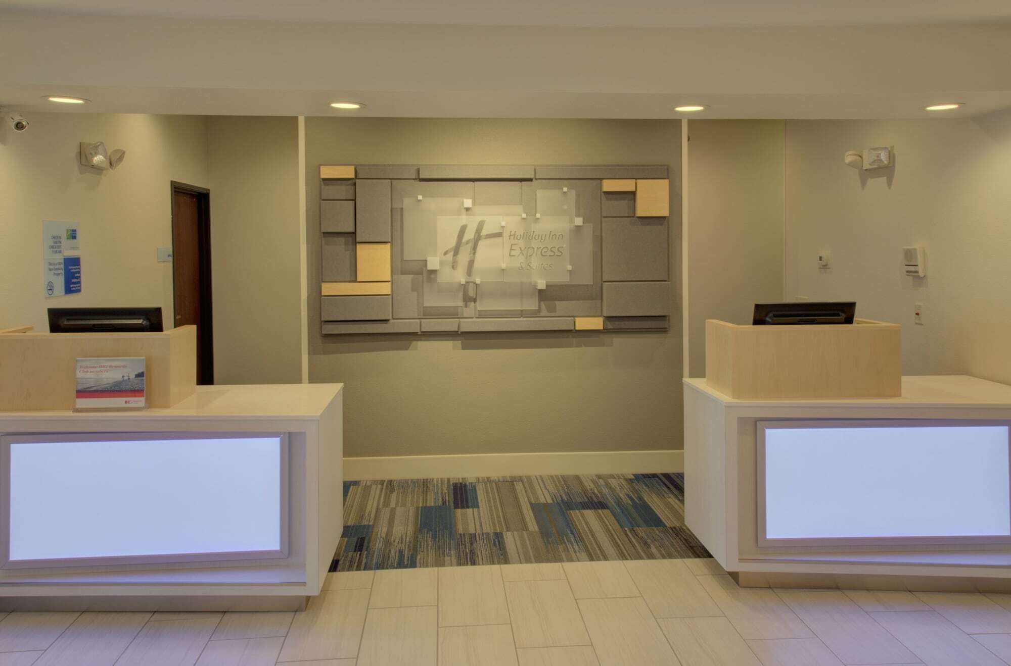 Holiday Inn Express & Suites Le Mars By Ihg Extérieur photo