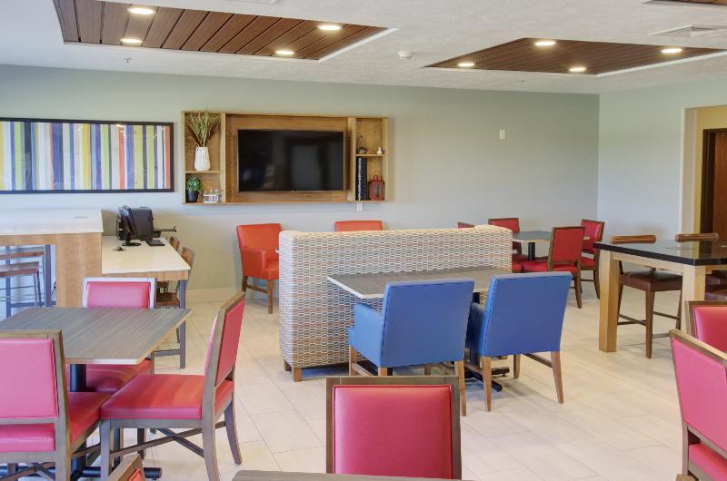 Holiday Inn Express & Suites Le Mars By Ihg Extérieur photo